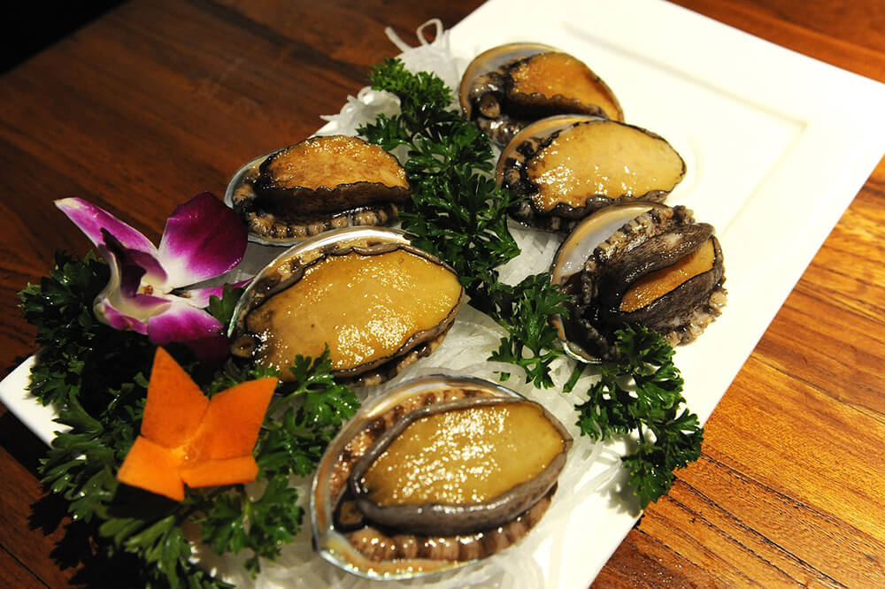 How to Prepare Abalone for Cooking