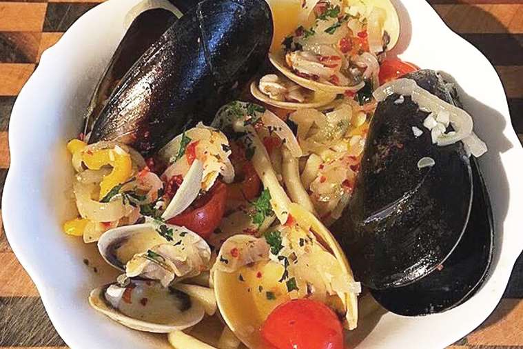 Mussel and Vongole Spaghetti